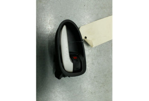 Poignee interieur arriere droit TOYOTA YARIS 2 Photo n°2