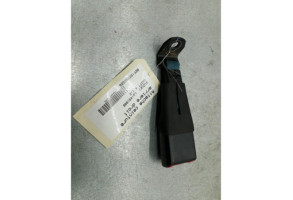Attache ceinture arriere droit SUZUKI SWIFT 4 Photo n°2