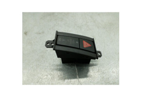 Bouton de warning SUZUKI SWIFT 4 Photo n°2