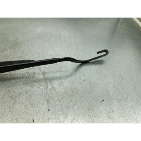 Bras essuie glace avant gauche SUZUKI SWIFT 4