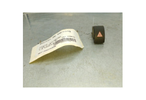 Bouton de warning TOYOTA C-HR 1 Photo n°2