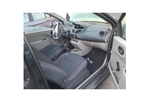 Bouton de warning RENAULT TWINGO 2 Photo n°8