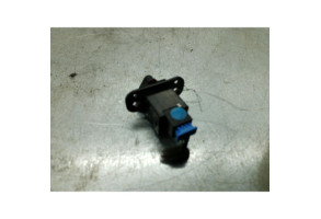 Bouton de warning CHEVROLET ORLANDO Photo n°2