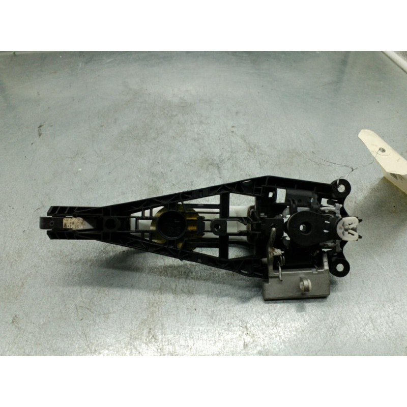 Poignee porte avant gauche CHEVROLET ORLANDO Photo n°1