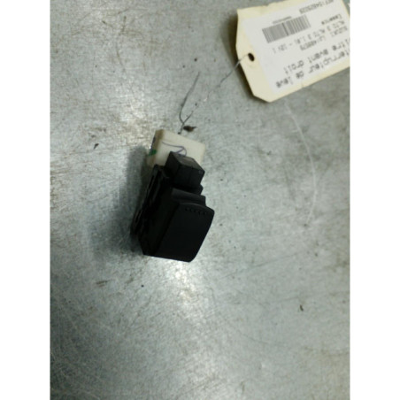 Interrupteur de leve vitre avant droit SUZUKI ALTO 3