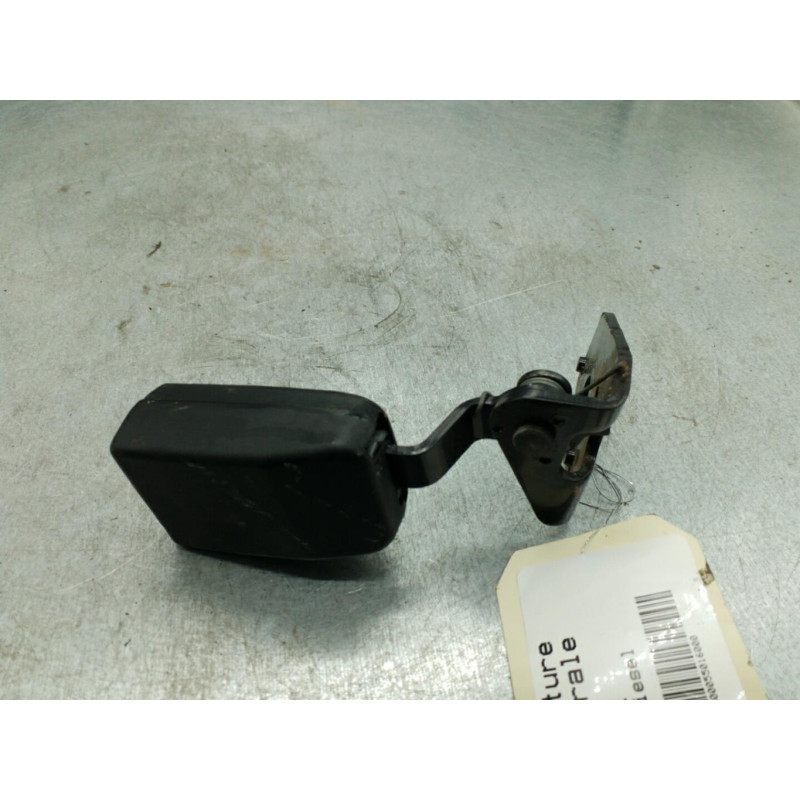 Attache ceinture arriere gauche PEUGEOT 307 Photo n°1