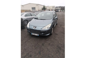 Attache ceinture arriere gauche PEUGEOT 307 Photo n°5