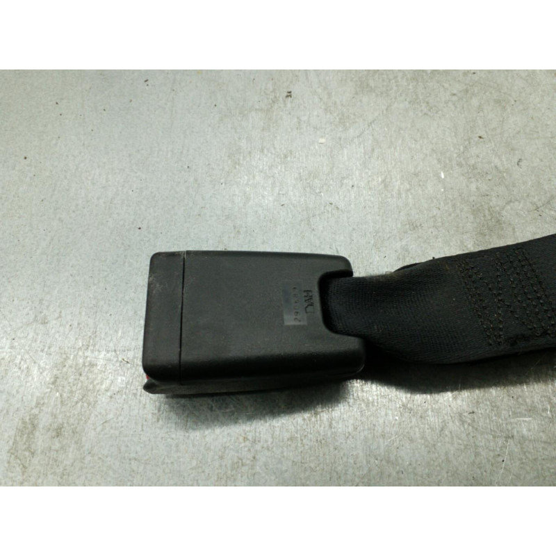 Attache ceinture arriere droit SUZUKI SPLASH Photo n°1