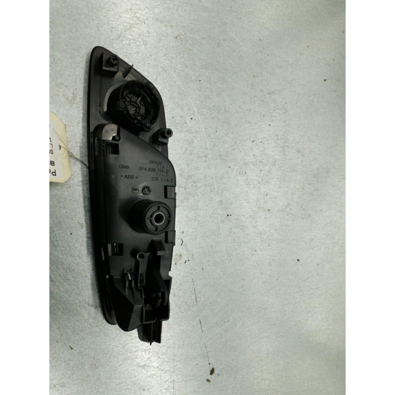Poignee interieur arriere droit SEAT LEON 3 Photo n°1