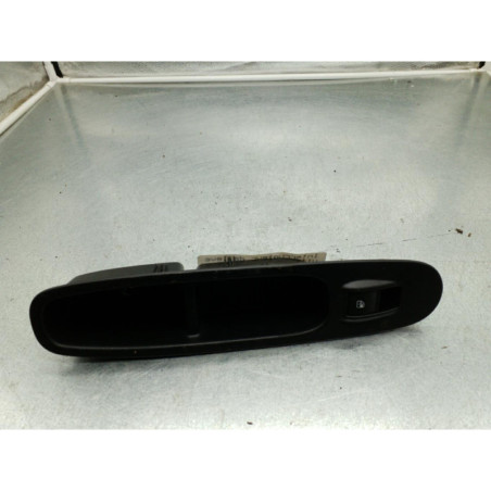 Interrupteur de leve vitre avant droit FIAT PUNTO EVO 3