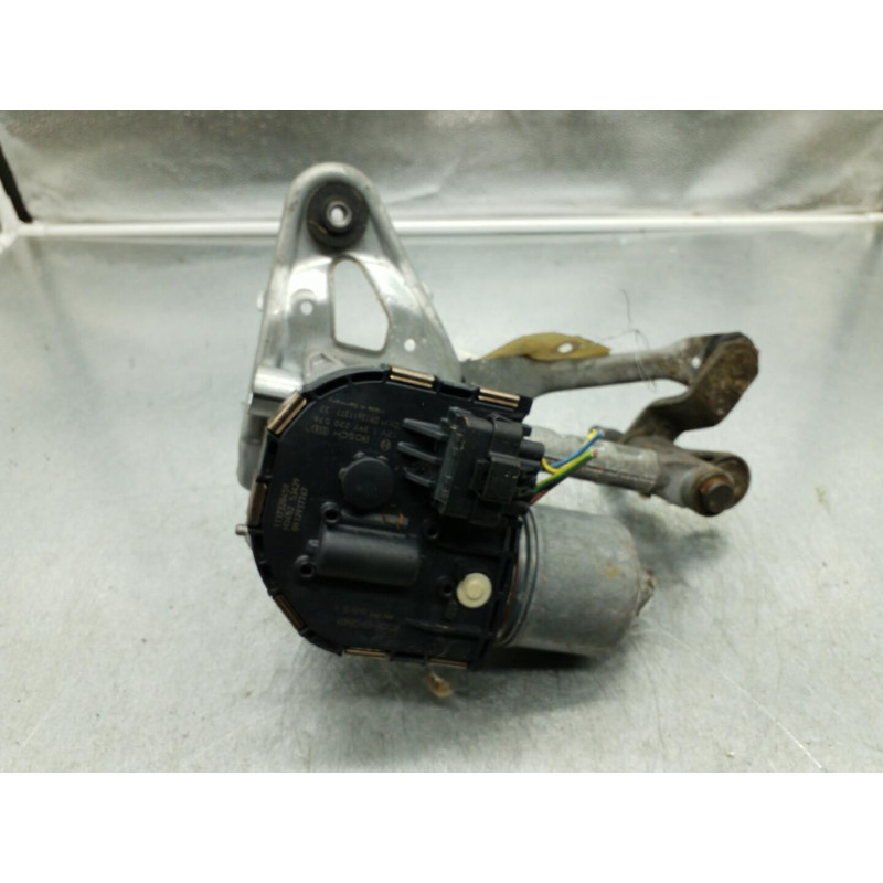 Moteur essuie glace avant gauche PEUGEOT 3008 1 Photo n°1