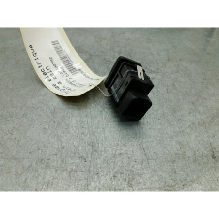 Poignee electrique frein a main VOLKSWAGEN PASSAT 5