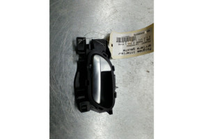 Poignee interieur arriere gauche PEUGEOT 208 1 Photo n°2