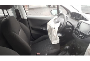 Poignee interieur arriere gauche PEUGEOT 208 1 Photo n°12