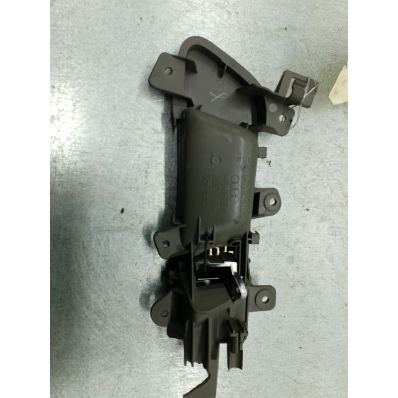 Poignee interieur arriere droit AUDI A4 3 Photo n°1