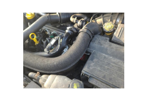 Feu arriere stop central RENAULT CLIO 3 Photo n°6
