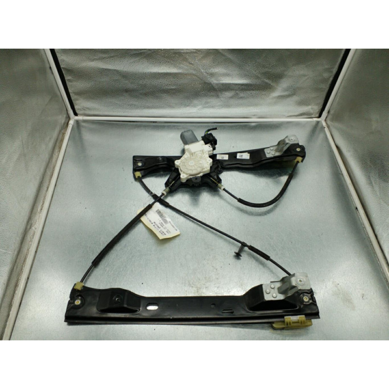 Leve vitre electrique avant gauche FORD FOCUS 3 Photo n°1