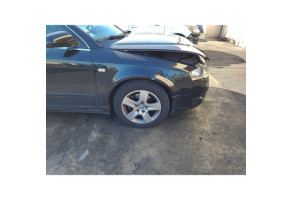 Leve vitre electrique arriere gauche AUDI A4 2 Photo n°17