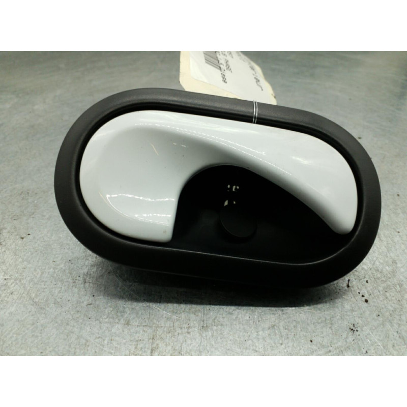 Poignee interieur avant droit RENAULT MODUS Photo n°1