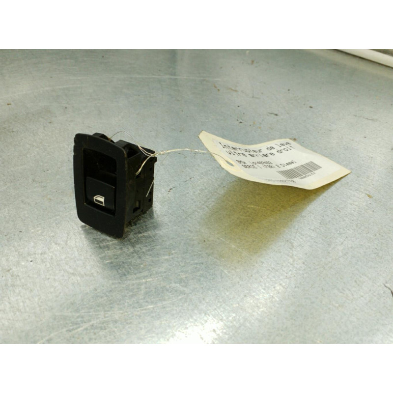 Interrupteur de leve vitre arriere droit BMW SERIE 1 F20 Photo n°1