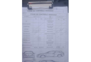 Capot TOYOTA YARIS 2 Photo n°7