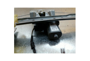 Leve vitre electrique arriere gauche RENAULT CLIO 4 Photo n°2