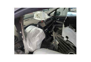 Feu arriere stop central RENAULT CLIO 4 Photo n°8