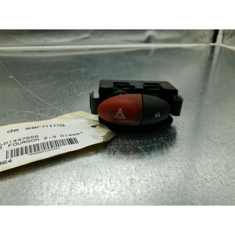 Bouton de warning RENAULT MASTER 3 Photo n°1