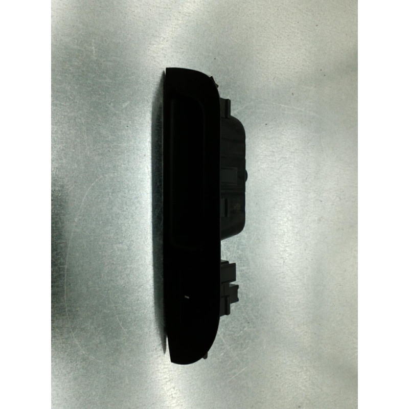 Interrupteur de leve vitre arriere droit KIA SORENTO 2 Photo n°1