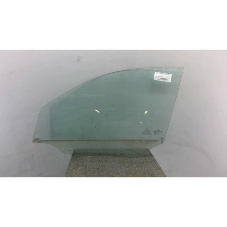 Vitre avant gauche KIA SORENTO 2