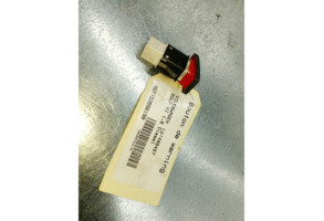 Bouton de warning VOLKSWAGEN GOLF 6 Photo n°1