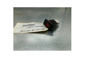 Bouton de warning VOLKSWAGEN GOLF 6 Photo n°2