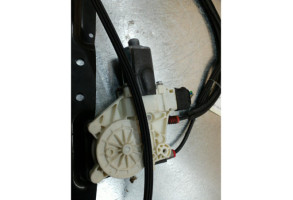 Leve vitre electrique avant gauche FORD S-MAX 1 Photo n°1