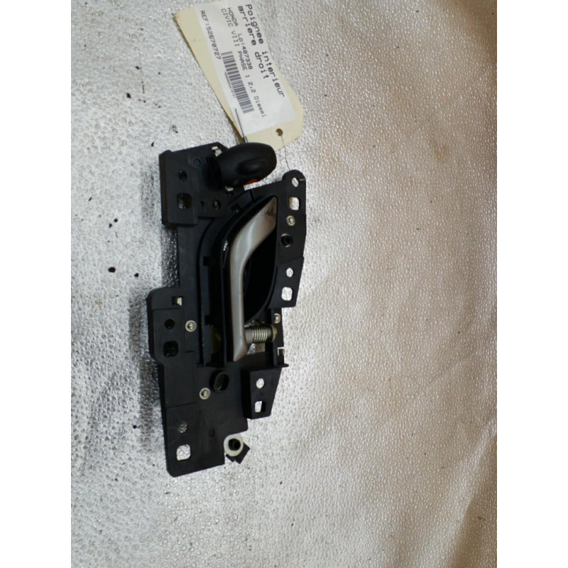 Poignee interieur arriere droit HONDA CIVIC 8 Photo n°1