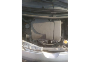 Malle/Hayon arriere PEUGEOT 107 Photo n°3