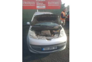 Malle/Hayon arriere PEUGEOT 107 Photo n°4