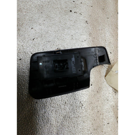 Interrupteur de leve vitre arriere droit OPEL MERIVA B