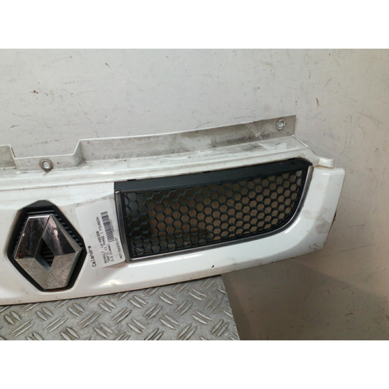 Calandre RENAULT TRAFIC 2 Photo n°1