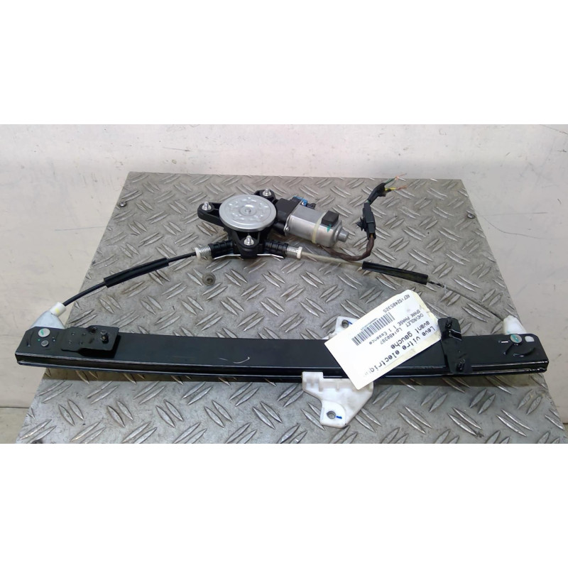 Leve vitre electrique avant gauche CHEVROLET SPARK Photo n°1
