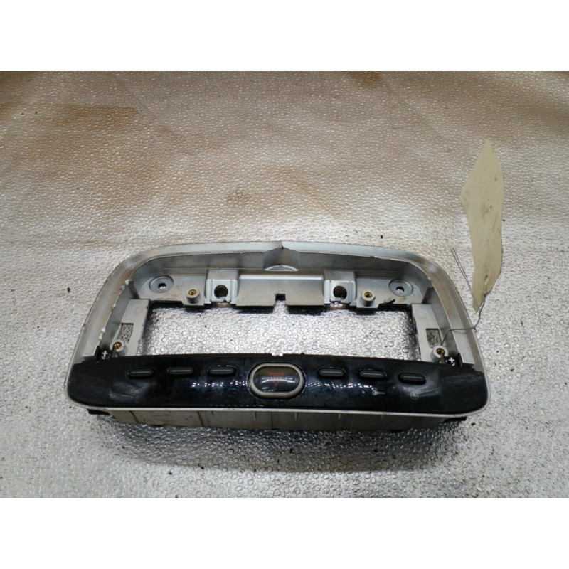 Bouton de warning FIAT PUNTO EVO 3 Photo n°1