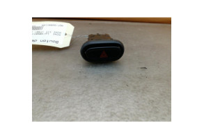 Bouton de warning MINI MINI 3 F55 Photo n°2