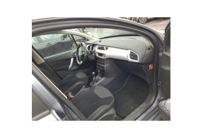 Interrupteur de leve vitre avant droit CITROEN C3 2 Photo n°16