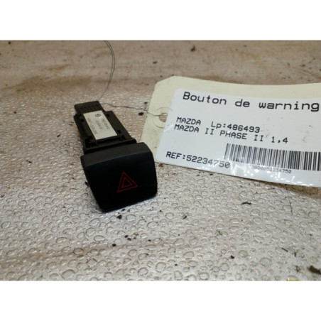Bouton de warning MAZDA 2 2
