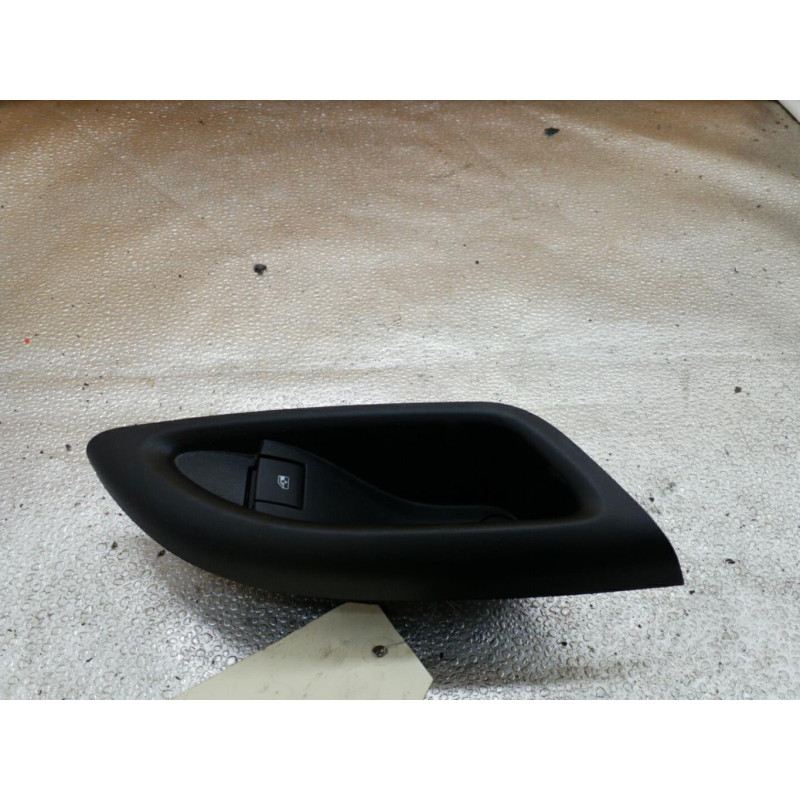 Interrupteur de leve vitre arriere droit OPEL ASTRA K Photo n°1