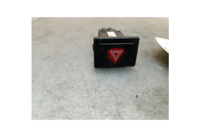 Bouton de warning VOLKSWAGEN TOUAREG 1 Photo n°2