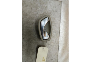 Poignee interieur avant droit RENAULT FLUENCE Photo n°1