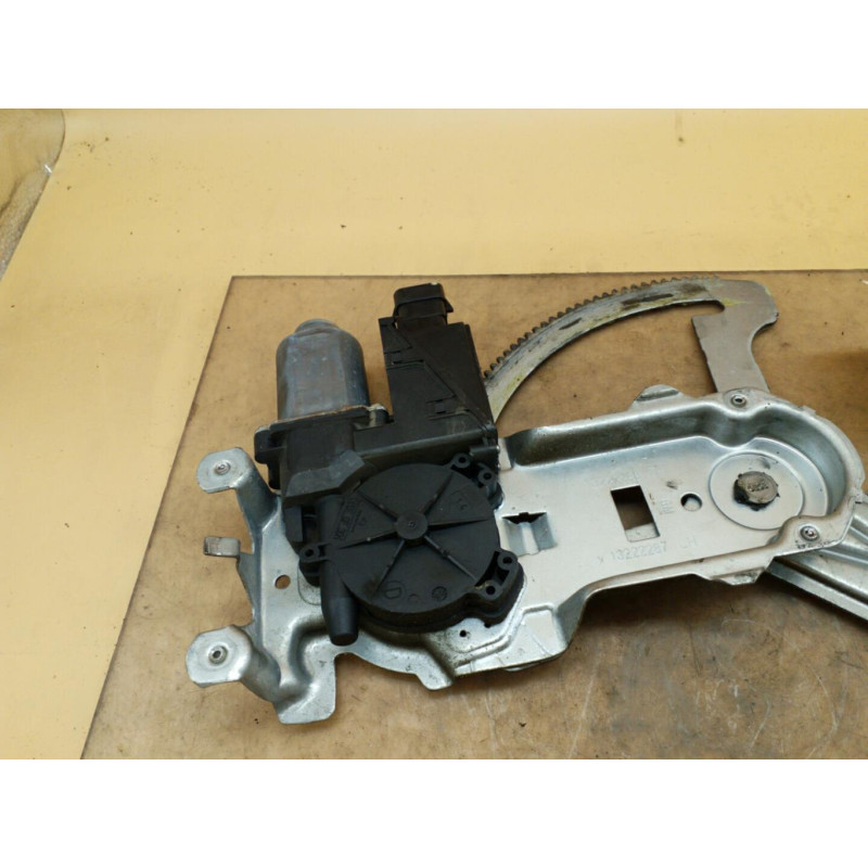 Leve vitre electrique avant gauche OPEL MERIVA A Photo n°1