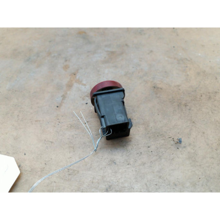 Bouton de warning CITROEN BERLINGO 1