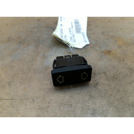 Interrupteur de leve vitre avant droit CITROEN SAXO