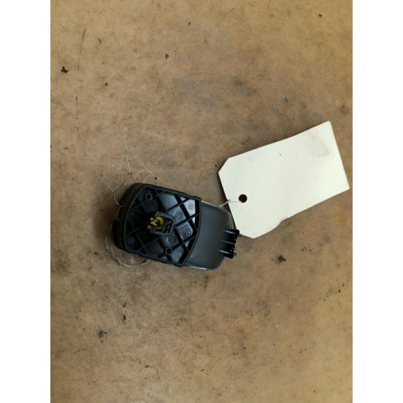 Interrupteur de leve vitre avant droit OPEL CORSA D Photo n°1